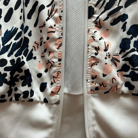 EUC Adidas multicolor zipper jacket size XS - Picture 2 of 9